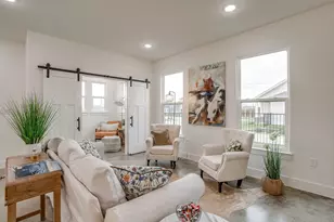 211 Cardinal Woods Ct, Granbury, TX 76049 - Photo 7