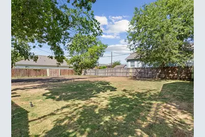 1901 S 16th Street #A, Waco, TX 76706 - Photo 19