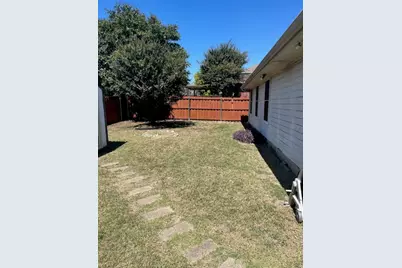 831 Parkside Drive, Cedar Hill, TX 75104 - Photo 21
