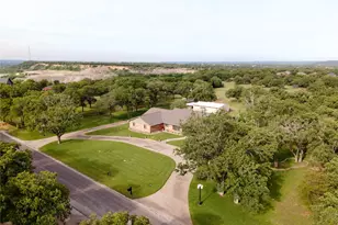 4 Buckskin Rd, Mineral Wells, TX 76067 - Photo 5