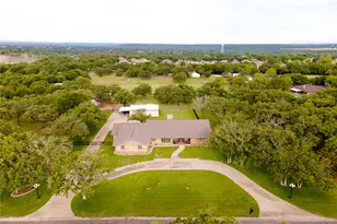 4 Buckskin Rd, Mineral Wells, TX 76067 - Photo 1