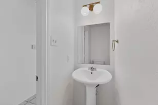 4502 Alamosa St, Fort Worth, TX 76119 - Photo 5