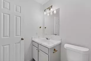 4502 Alamosa St, Fort Worth, TX 76119 - Photo 15