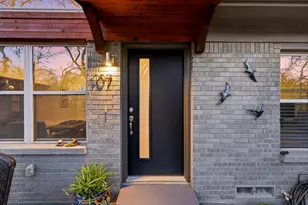 107 Highland Lake Dr, Highland Village, TX 75077 - Photo 3