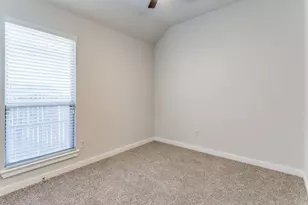 10120 Bridgewater Dr, McKinney, TX 75072 - Photo 11