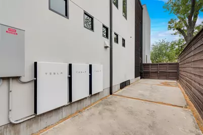 6420 Kenwood Avenue, Dallas, TX 75214 - Photo 37