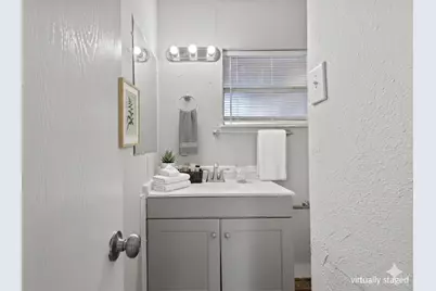 913 W Chestnut Street, Denison, TX 75020 - Photo 5