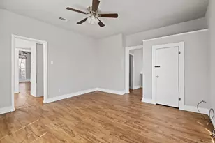 913 W Chestnut St, Denison, TX 75020 - Photo 9