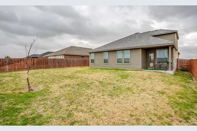 1824 Millbrae Road, Cleburne, TX 76033 - Photo 35