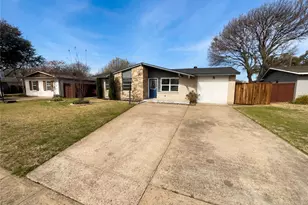 8541 Strathmore Dr, Dallas, TX 75238 - Photo 1