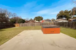 8541 Strathmore Dr, Dallas, TX 75238 - Photo 7