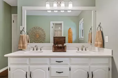 1033 Wedgewood Drive, Woodway, TX 76712 - Photo 19