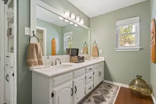 1033 Wedgewood Dr, Woodway, TX 76712 - Photo 19