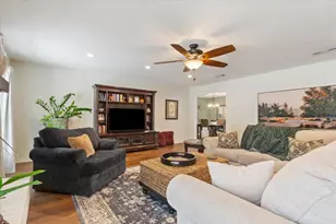 1033 Wedgewood Dr, Woodway, TX 76712 - Photo 7