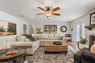 1033 Wedgewood Dr, Woodway, TX 76712 - Photo 9