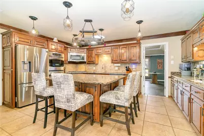 1503 W Westhill Drive, Cleburne, TX 76033 - Photo 7