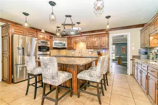 1503 W Westhill Dr, Cleburne, TX 76033 - Photo 7