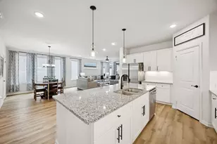 1877 Lakemont Dr, Van Alstyne, TX 75495 - Photo 9