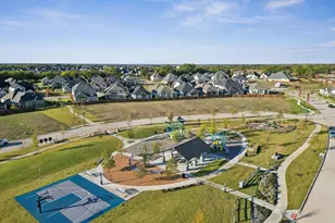 1877 Lakemont Dr, Van Alstyne, TX 75495 - Photo 31