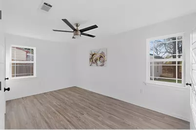 4540 Western Oaks Drive, Dallas, TX 75211 - Photo 15