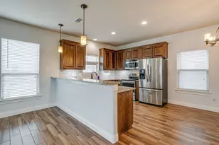 4912 Ridglea Hills Ct, Fort Worth, TX 76116 - Photo 9