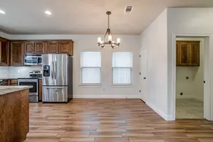 4912 Ridglea Hills Ct, Fort Worth, TX 76116 - Photo 11