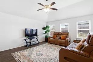 1016 Eastland Ln, Aubrey, TX 76227 - Photo 7