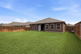 1016 Eastland Ln, Aubrey, TX 76227 - Photo 25