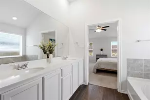 1016 Eastland Ln, Aubrey, TX 76227 - Photo 11