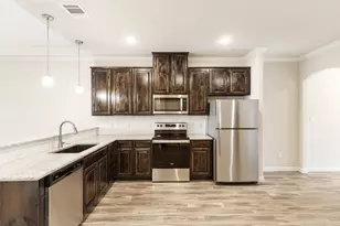 1109 Noble Flair Pl, Granbury, TX 76049 - Photo 7