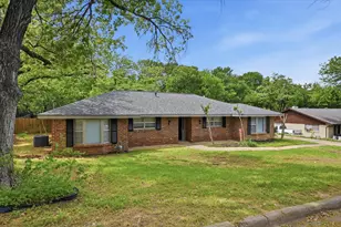 1200 Woodridge Cir, Euless, TX 76040 - Photo 5