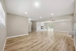 1200 Woodridge Cir, Euless, TX 76040 - Photo 7