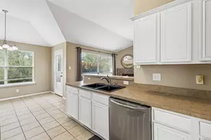 3202 Creekside Dr, Sachse, TX 75048 - Photo 11