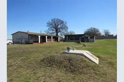 188 Sadler Road, Whitesboro, TX 76273 - Photo 5