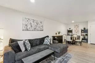 4859 Cedar Springs Rd, Dallas, TX 75219 - Photo 9