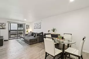 4859 Cedar Springs Rd, Dallas, TX 75219 - Photo 9