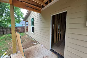 202 Strong St, Bowie, TX 76230 - Photo 13