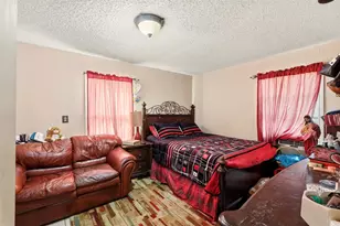 2333 North Chandler Dr E, Fort Worth, TX 76111 - Photo 13