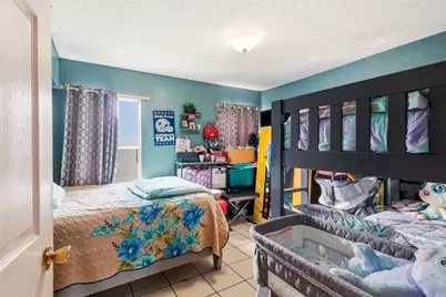 2333 N Chandler Drive E, Fort Worth, TX 76111 - Photo 17