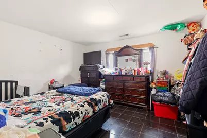 2333 N Chandler Drive E, Fort Worth, TX 76111 - Photo 11