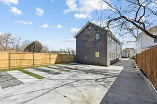 521 N Denley Dr, Dallas, TX 75203 - Photo 25