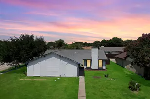 1801 Baylor Dr, Richardson, TX 75081 - Photo 1