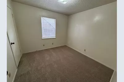 5604 Macgregor Drive, Haltom City, TX 76148 - Photo 15