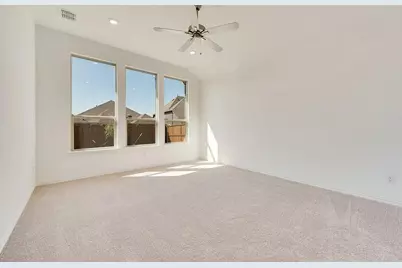 1112 Water Canna Dr, Justin, TX 76247 - Photo 7