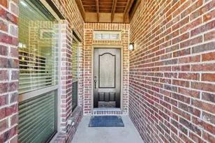 4264 Kiowa Dr, Carrollton, TX 75010 - Photo 3