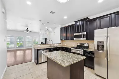 4264 Kiowa Drive, Carrollton, TX 75010 - Photo 7