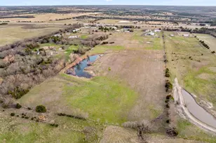 420 Co Rd 2904, Dodd City, TX 75438 - Photo 37