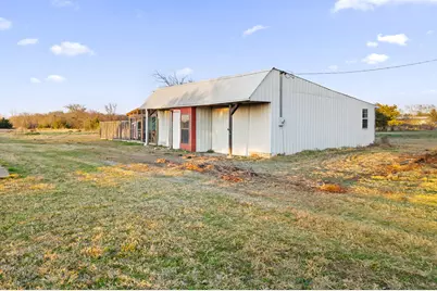 420 County Road 2904, Dodd City, TX 75438 - Photo 31