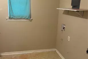 903 W Main St, Olney, TX 76374 - Photo 5