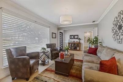 9512 Fallbrook Drive, Dallas, TX 75243 - Photo 3